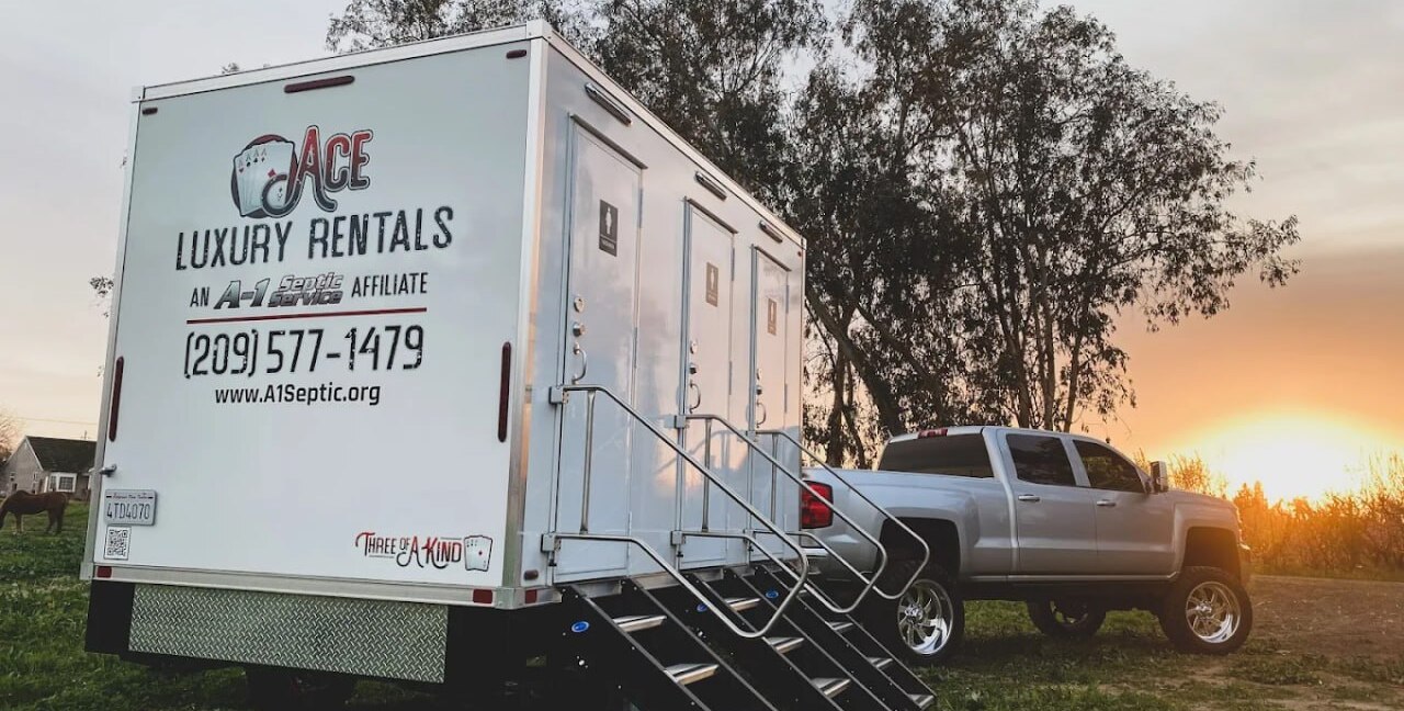 Climate-controlled luxury restroom trailers